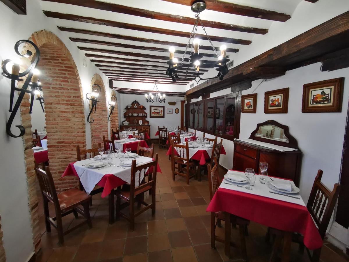 La Cerca Hotel Chinchon Exterior photo