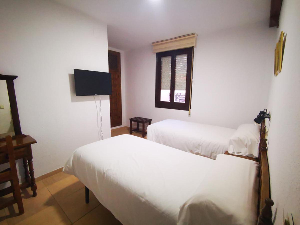 La Cerca Hotel Chinchon Exterior photo
